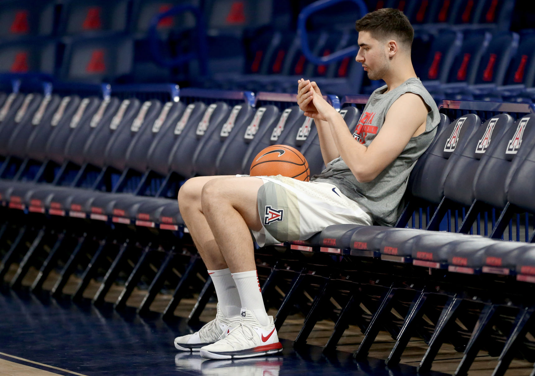 Univesity of Arizona vs Stanford